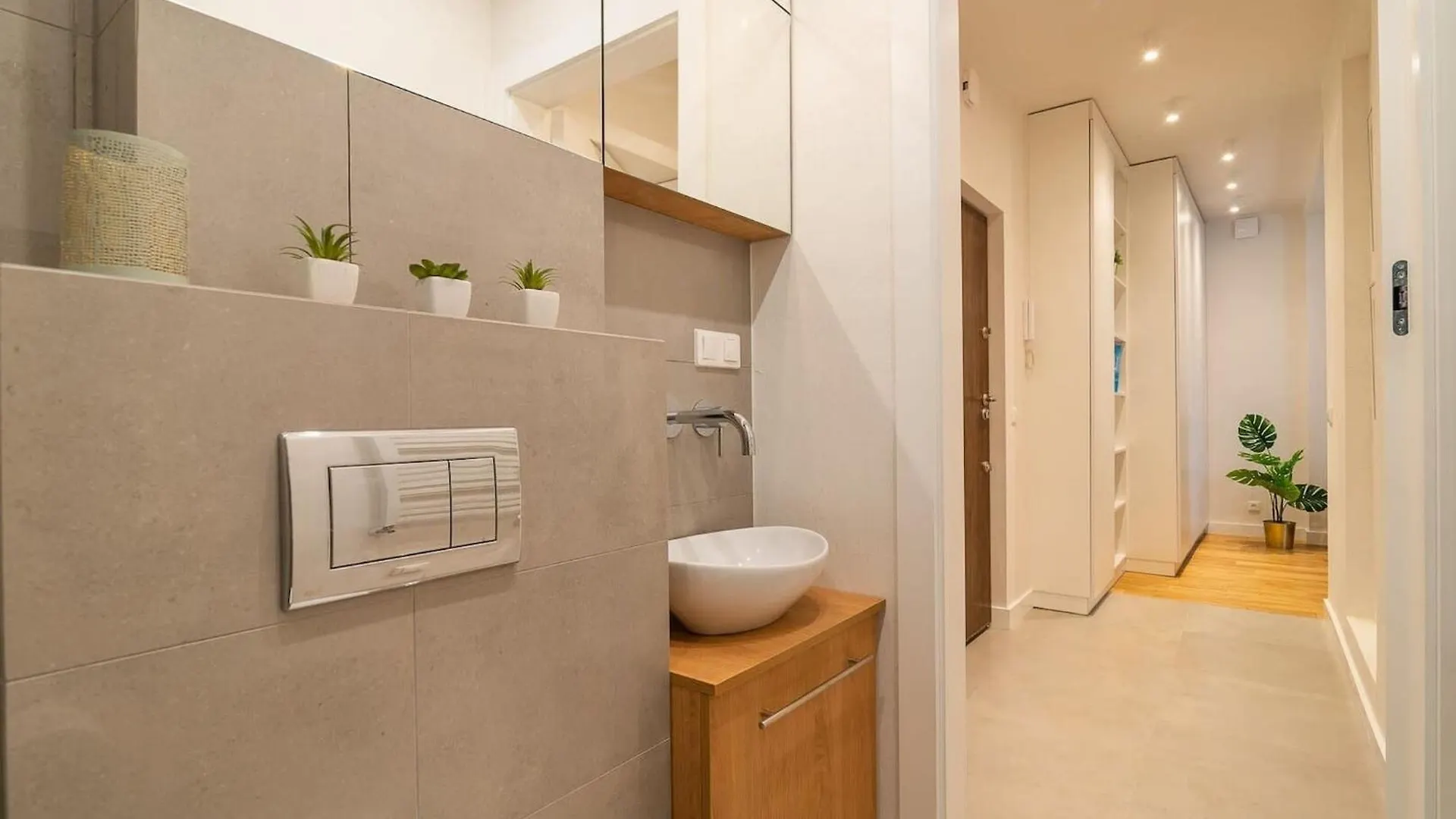 Apartment Rodzinny I Przytulny Apartament Z Jedna Sypialnia W Warszawie By Rent Like Home Warschau Polen