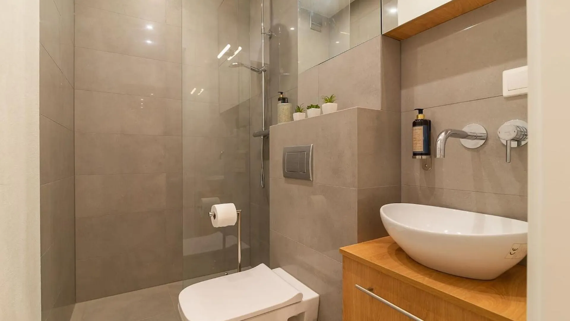 Rodzinny I Przytulny Apartament Z Jedna Sypialnia W Warszawie By Rent Like Home Warschau